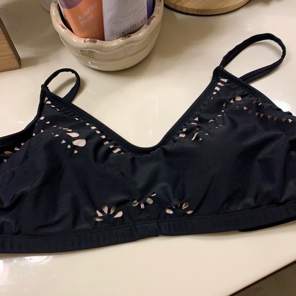 Xhilaration Other - Black swim top